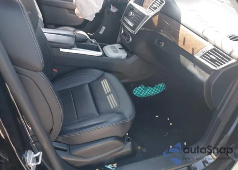 2015 Mercedes-Benz Ml 350 4Matic z USA, uszkodzony, nr VIN 4JGDA5HBXFA486817